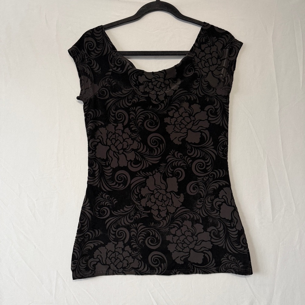 Sloane & Sadie Womens Floral Velvet Burnout Top Size Small Black Whimsigoth